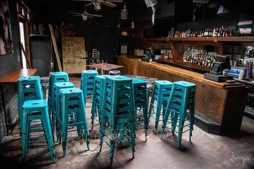 Dỡ bỏ tất cả các hạn chế đối với nhà hàng, quán bar tại Florida, Mỹ