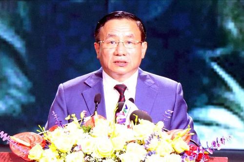 Tôn vinh những cống hiến to lớn của Đại thi hào Nguyễn Du
