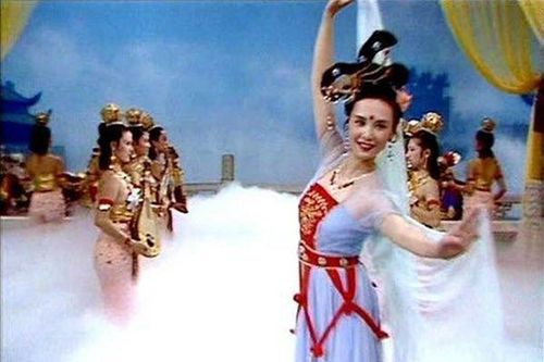 'Hằng Nga' Khâu Bội Ninh: Cả đời chỉ đóng một vai, là nữ tỷ phú có tấm lòng thiện nguyện