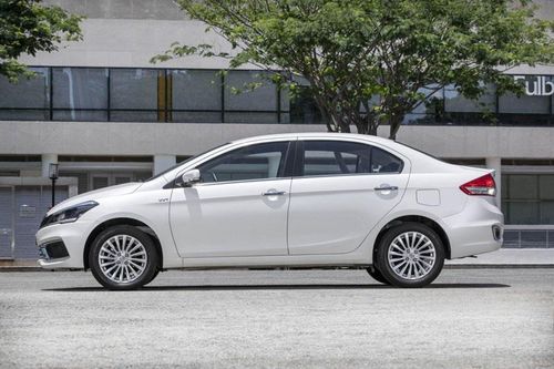 Suzuki Ciaz 2020 ra mắt tại Việt Nam với giá 529 triệu, so kè cùng Toyota Vios, Hyundai Accent