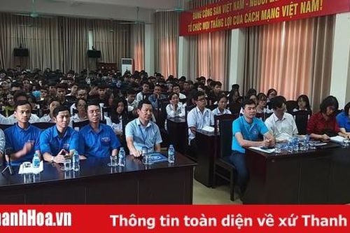 Thanh Hóa: Giao lưu, tư vấn, đối thoại chính sách BHYT học sinh sinh viên
