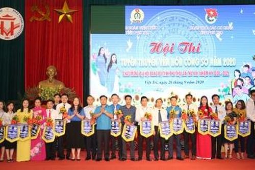 Hội thi tuyên truyền văn hóa công sở