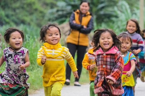 Dịch giả Bích Lan: 'Trẻ em bây giờ ít được giao hòa với thiên nhiên'