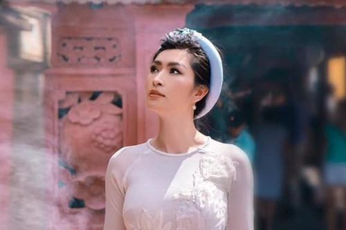 Giữa COVID-19, Nguyễn Hồng Nhung may mắn được trở về Việt Nam để tổ chức đêm nhạc riêng