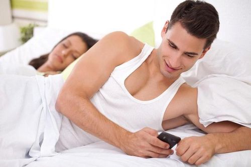 Trai trẻ có ngày ngậm đắng nuốt cay sau những ngày mập mờ bên bà chủ
