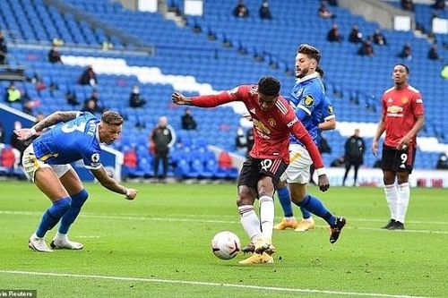 Man United thắng may mắn, Chelsea gặp ác mộng