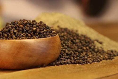 Giá tiêu hôm nay 27/9: Tăng 500 - 1.000 đồng/kg so với đầu tuần