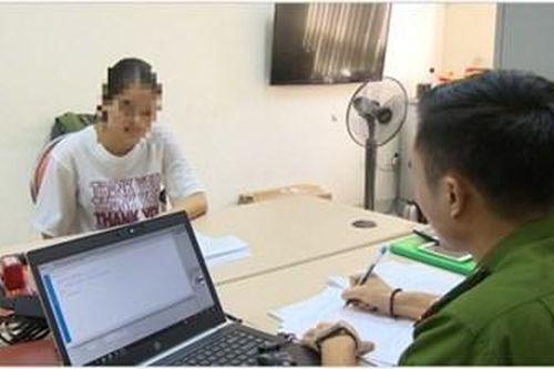 Nhiều phụ nữ ở Hà Nội 'sập bẫy' trai trẻ
