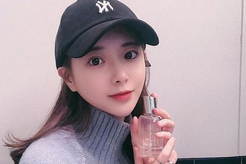 Thay đổi cách chăm sóc để da không lão hóa khi giao mùa