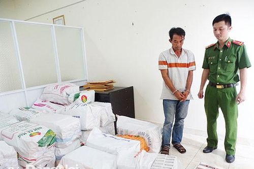 Bán 1 bao thuốc lá lậu sẽ bị phạt đến 3 triệu đồng