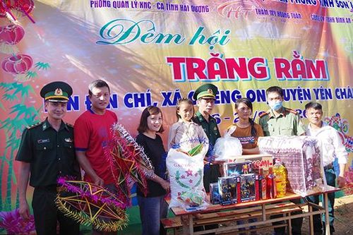 BĐBP Sơn La và 'Quỹ xây trường vùng cao': Tổ chức 'Đêm hội trăng rằm'