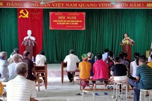 Đưa kiến thức pháp luật về vùng khó khăn