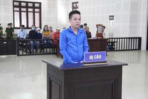 Con rể chém chết bố vợ vì bị mắng khi nhờ khuyên vợ trở về nhà