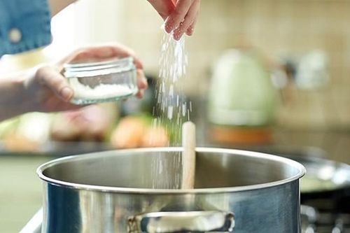 Mẹo 'chữa cháy' món ăn khi nấu hỏng