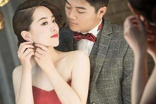 Xuất hiện giữa bữa ăn trưa và đòn ghen ngọt ngào khiến chồng cắt đứt 'Tuesday' không thương tiếc