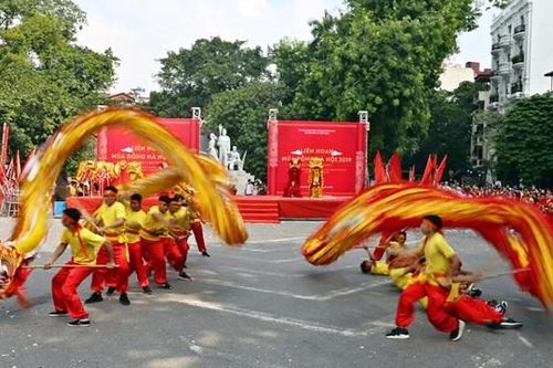 Liên hoan nghệ thuật múa rồng Hà Nội