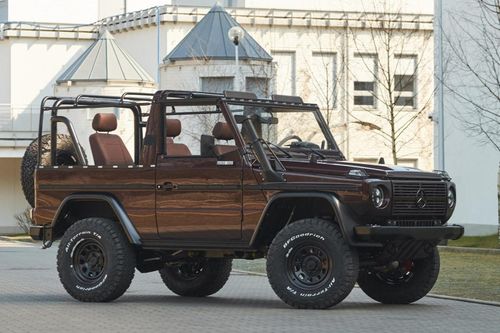 Phục chế Mercedes G-Class 30 năm tuổi, bán giá ngang xe mới