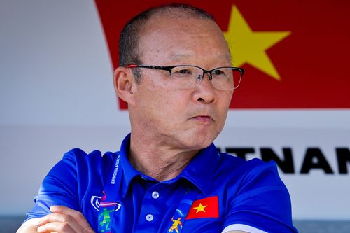 Tuyển Việt Nam và U22 tập trung nhiều đợt trong năm 2021