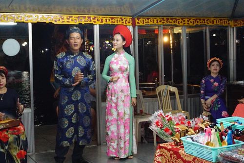 Xây dựng Ca Huế thành sản phẩm du lịch văn hóa: Để Ca Huế không bị 'hạ giá'
