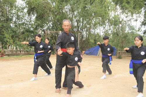 Hun đúc tình yêu với võ cổ truyền