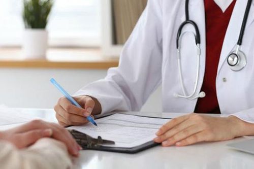 Căn cứ xét cấp chứng chỉ hành nghề đối với bác sĩ