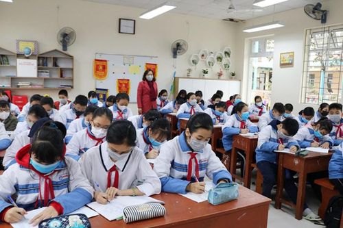 Khắc phục tình trạng sĩ số học sinh vượt quá quy định