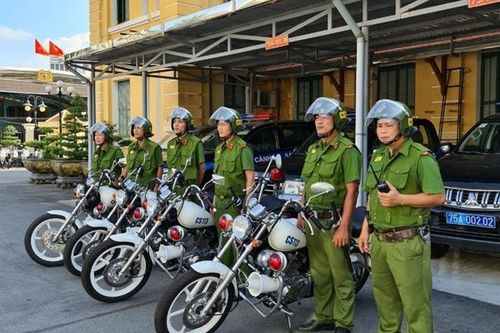 Khi dân cần là có