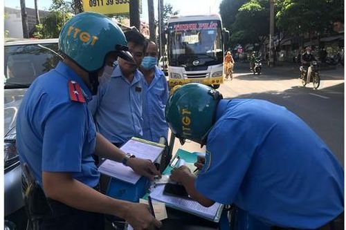 Biến tướng xe hợp đồng: Do một số địa phương chưa xử lý quyết liệt?