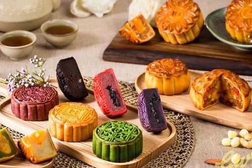 Độc đáo hương vị bánh trung thu mới lạ