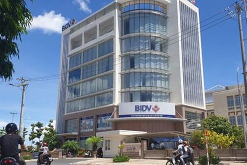 Khởi tố, bắt tạm giam nguyên Giám đốc BIDV Phú Yên
