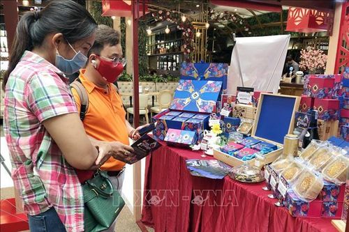 Thị trường bánh Trung thu vẫn khá trầm lắng