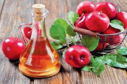 Công dụng thần kỳ của giấm táo mà chị em nên biết