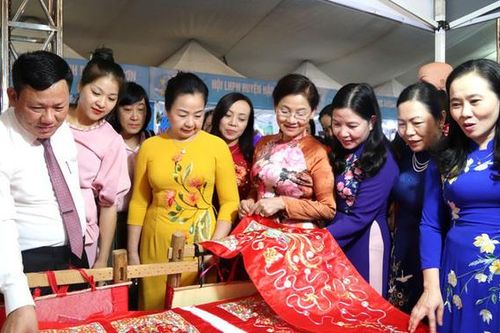 Phụ nữ Thanh Hóa giới thiệu 900 sản phẩm trong Ngày phụ nữ sáng tạo - khởi nghiệp