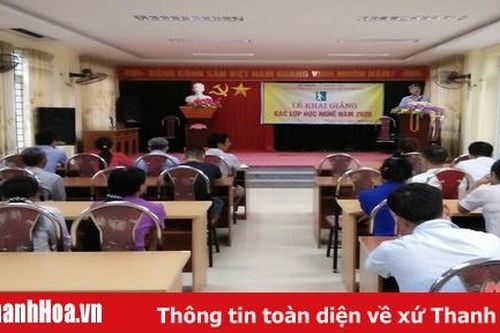 Khai giảng các lớp học nghề cho người khiếm thị