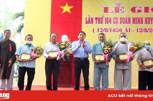 Tổ chức lễ giỗ lần thứ 164 Phật Thầy Tây An Đoàn Minh Huyên