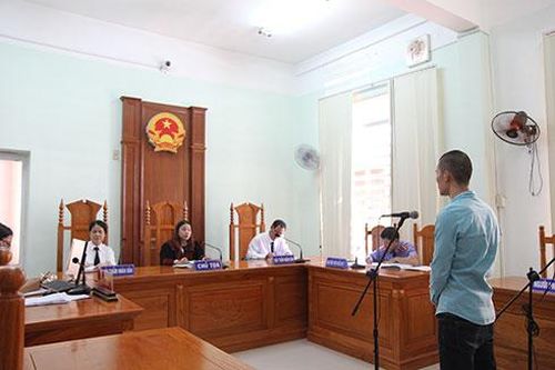 Đang tìm nơi bán đồ trộm cắp thì bị bắt