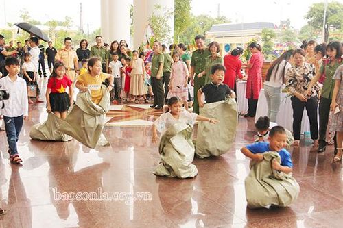 Công an tỉnh Sơn La: Chương trình 'Vui tết trung thu năm 2020'