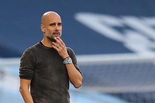 Pep Guardiola thừa nhận mất niềm tin sau thảm bại trên sân nhà