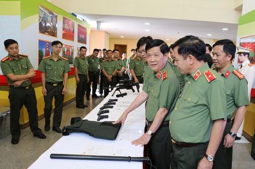 Nâng cao hiệu quả quản lý Nhà nước trang bị, kho vận