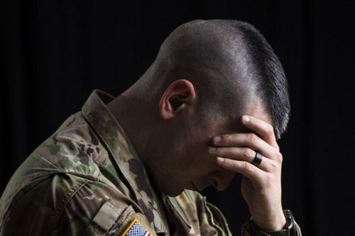 Binh sỹ Mỹ tự tử tăng vọt trong đại dịch COVID-19