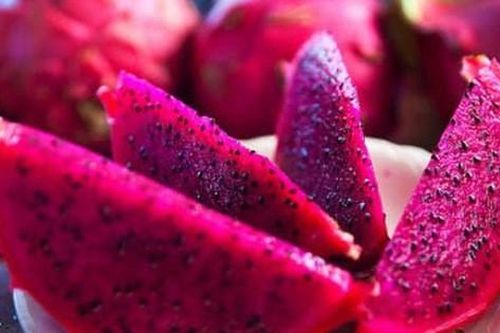 Từ vụ cấp cứu vì dị ứng thanh long, chuyên gia chỉ rõ những điều cần tránh khi ăn