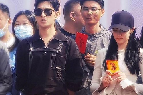 Em Là Niềm Kiêu Hãnh Của Anh: Hai cực phẩm Dương Dương - Địch Lệ Nhiệt Ba chung khung hình