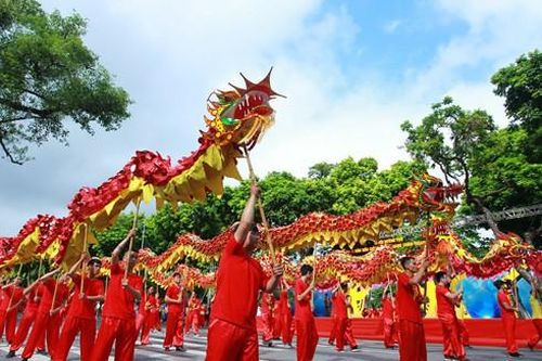 Phát huy nguồn lực văn hóa để Rồng thiêng bay cao