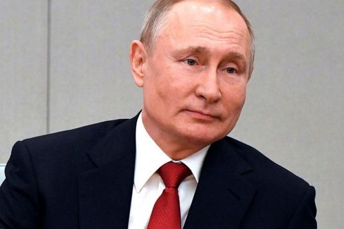 Tổng thống Nga V. Putin cân nhắc tiêm vaccine phòng Covid-19