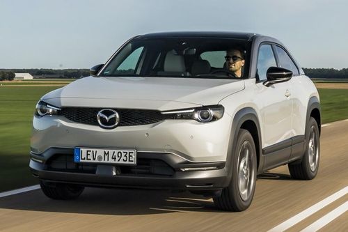 Mẫu xe điện đầu tiên của Mazda sắp được phân phối tại Anh