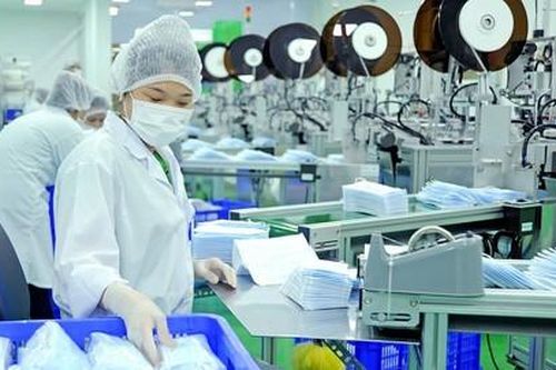 Nhiều chỉ số kinh tế cải thiện, xuất siêu kỷ lục gần 17 tỷ USD