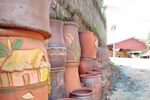 Độc đáo con đường bên sông Cầu