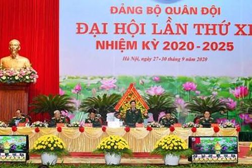 Phát huy dân chủ, trí tuệ tập thể đóng góp ý kiến tâm huyết, trách nhiệm vào các dự thảo văn kiện