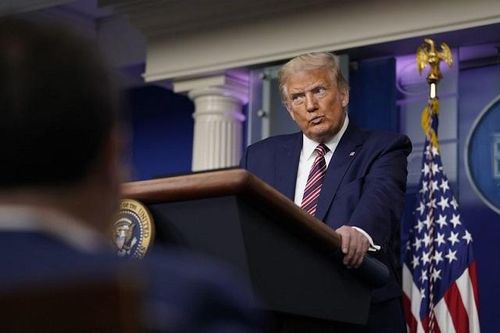 Mỹ: Phân phát bộ xét nghiệm về các bang, TT Trump thúc giục trường học mở cửa lại