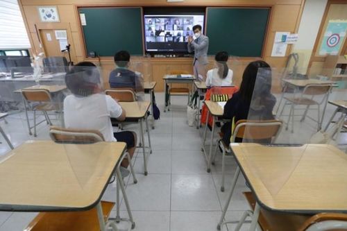 Hàn Quốc: Kêu gọi cắt giảm sĩ số trong mỗi lớp học